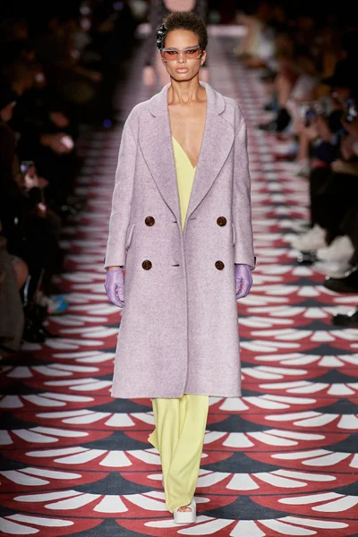 Look 29